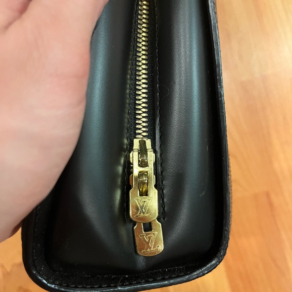 Louis Vuitton Mabillon Backpack - Picture 6 of 9